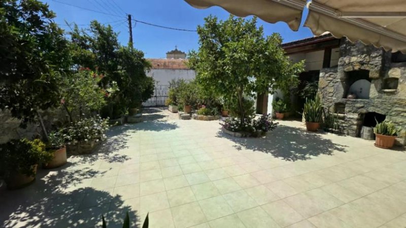 Vori Traditionelles Maisonette-Haus in Vori/Kreta – auch als Taverne nutzbar Haus kaufen